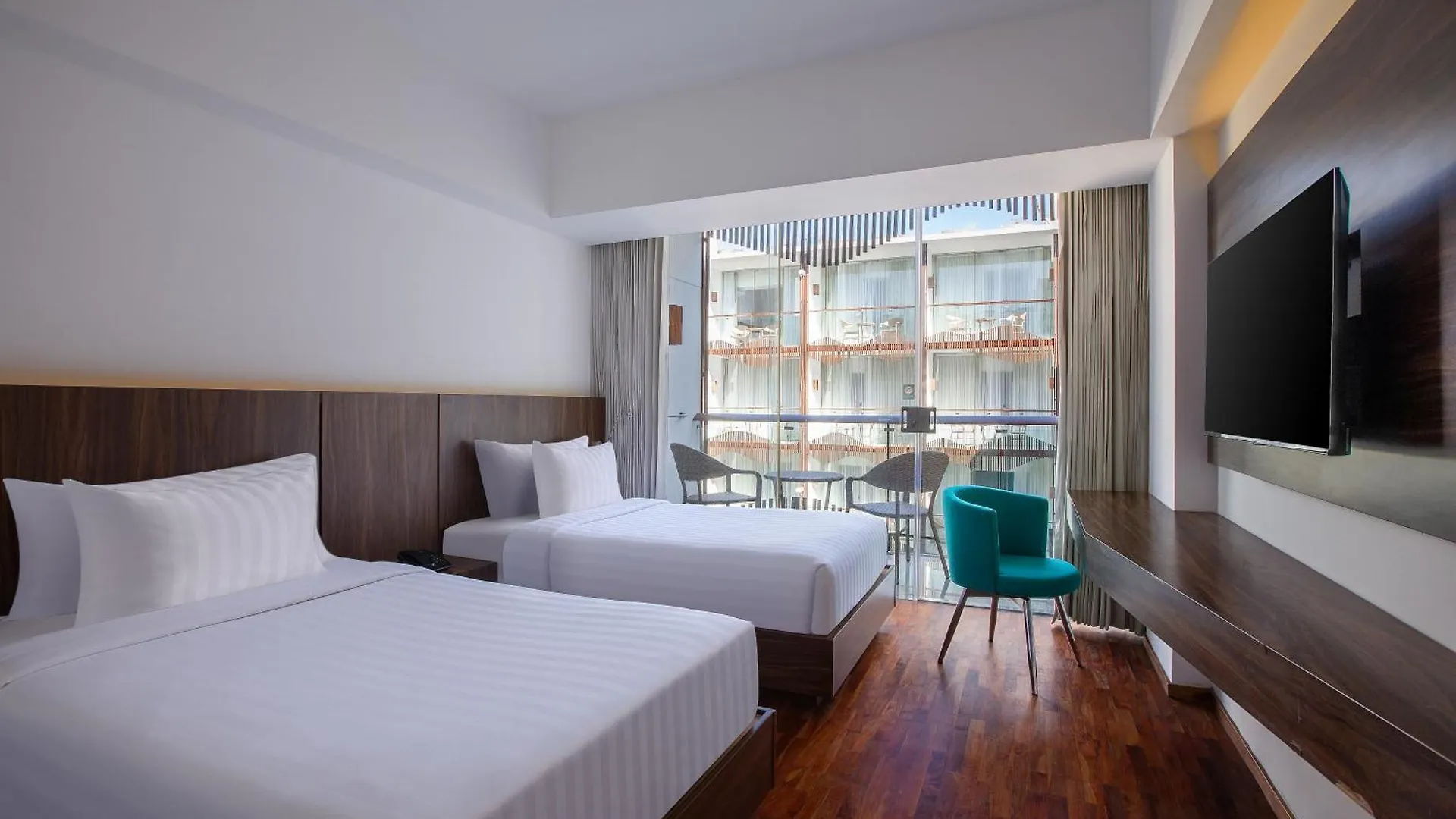 ****  The Bene Hotel Кута Индонезия